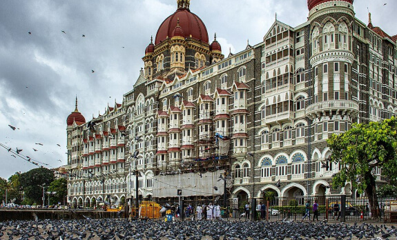 Tourist spots near House Of Hiranandani Borivali West Mumbai